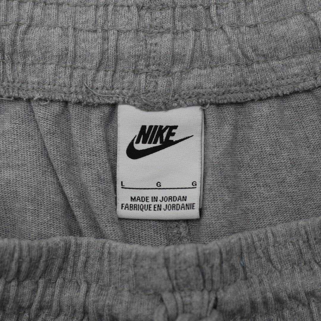 Nike Cotton Casual Adjustable Waistband Shorts Size L | Migration_Shorts - Back View | Fashion Rerun