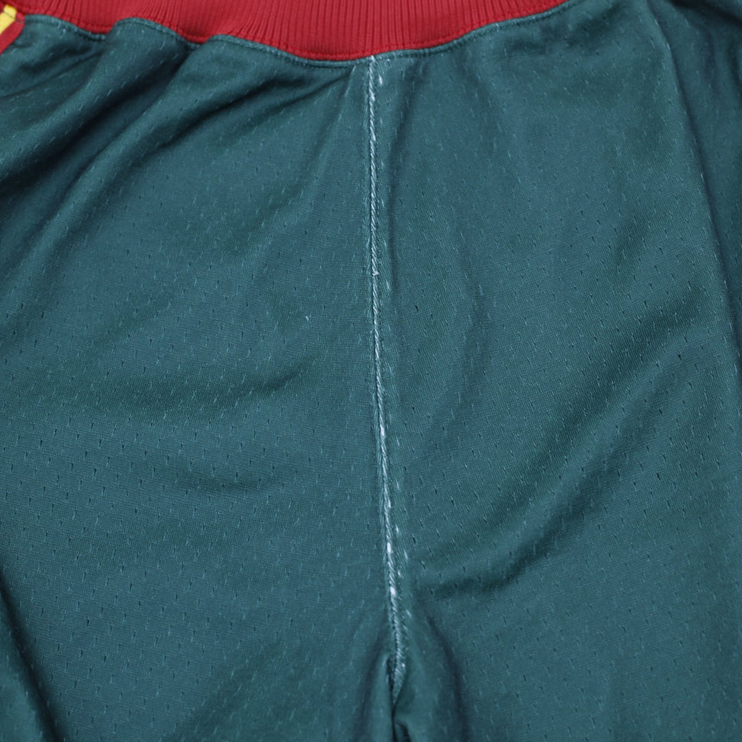 Mens Mitchell & Ness Hardwood Classics Swingman Mesh Basketball Shorts Size S