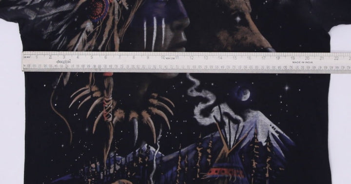 Vintage LIQUID BLUE Indian Bear Wolf Campfire All Over Print T Shirt 90s