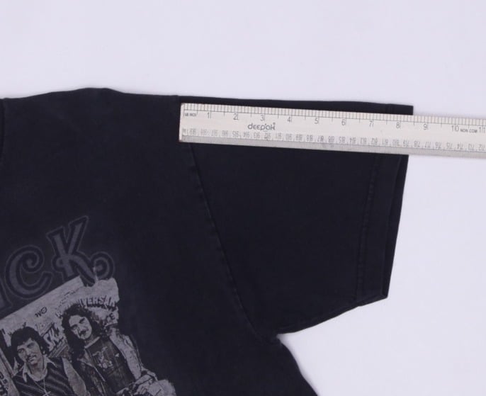 Vintage Mens Black Sabbath T-Shirt Black Graphic Rock Band