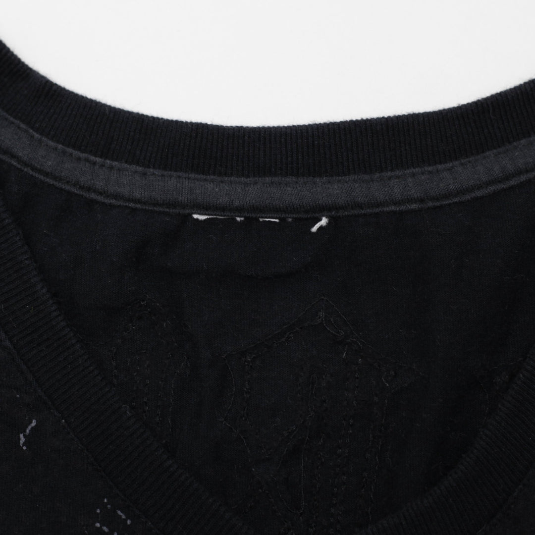 Y2K Mens Black Graphic T-Shirt V-Neck Edgy Style