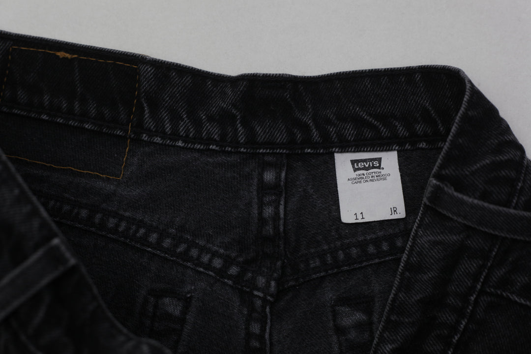 Vintage Ladies Levi Strauss Black Denim Shorts | Migration_Shorts UAENAT20 - Detail View | Fashion Rerun