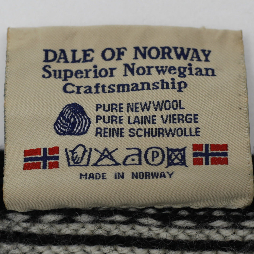 Vintage Ladies Dale of Norway Wool Cardigan Sweater Nordic Ski Knit Silver Clasps | Migration_Jumper & Knitwe | Fashion Rerun