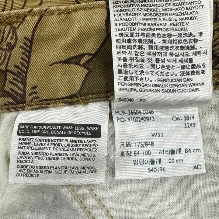 Mens Levi’s Men’s Tropical Floral Khaki Cargo Shorts W33