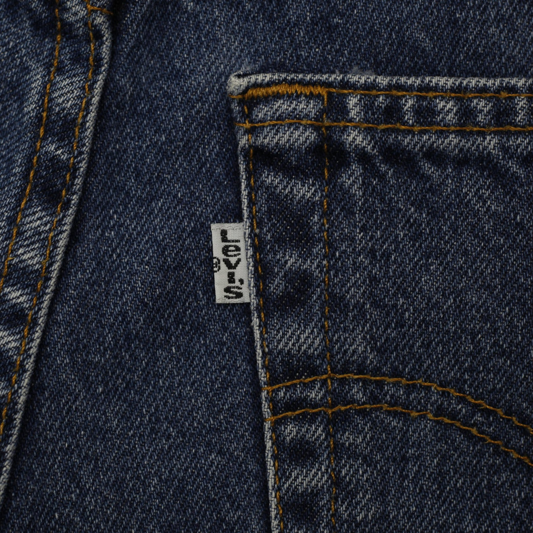 Vintage 90s Levi's 57304 Straight Fit Jeans Size 10S | Migration_Jeans - View 6 | Fashion Rerun