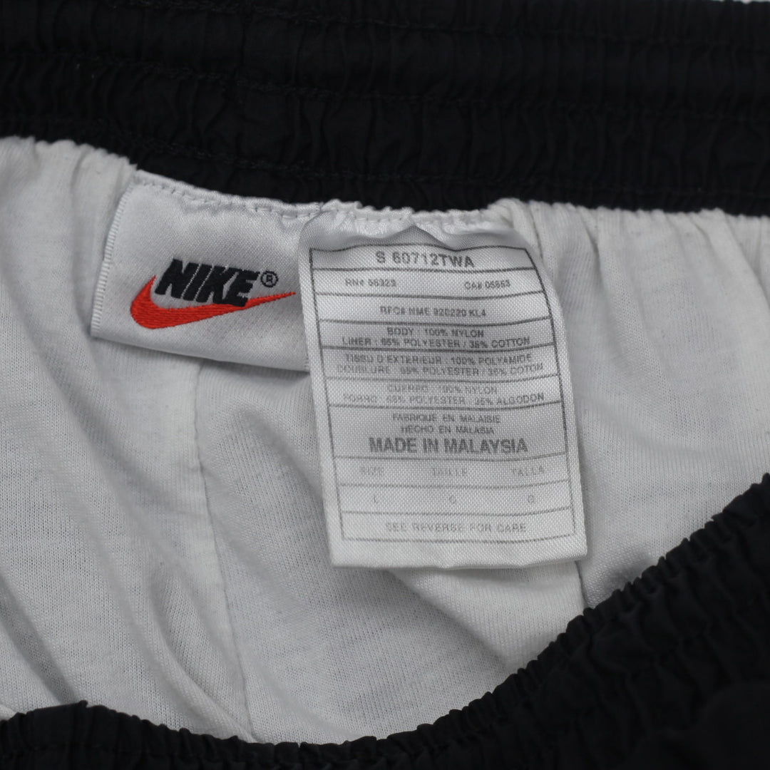 90's Nike Vintage Nylon Track Pants Black Size L - Fashion Rerun Vintage Migration_Pants