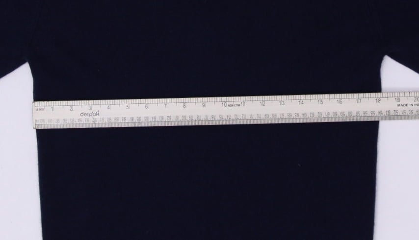 Vintage Mens Made In England Harry Rosen 100% Cashmere V-Neck Sweater