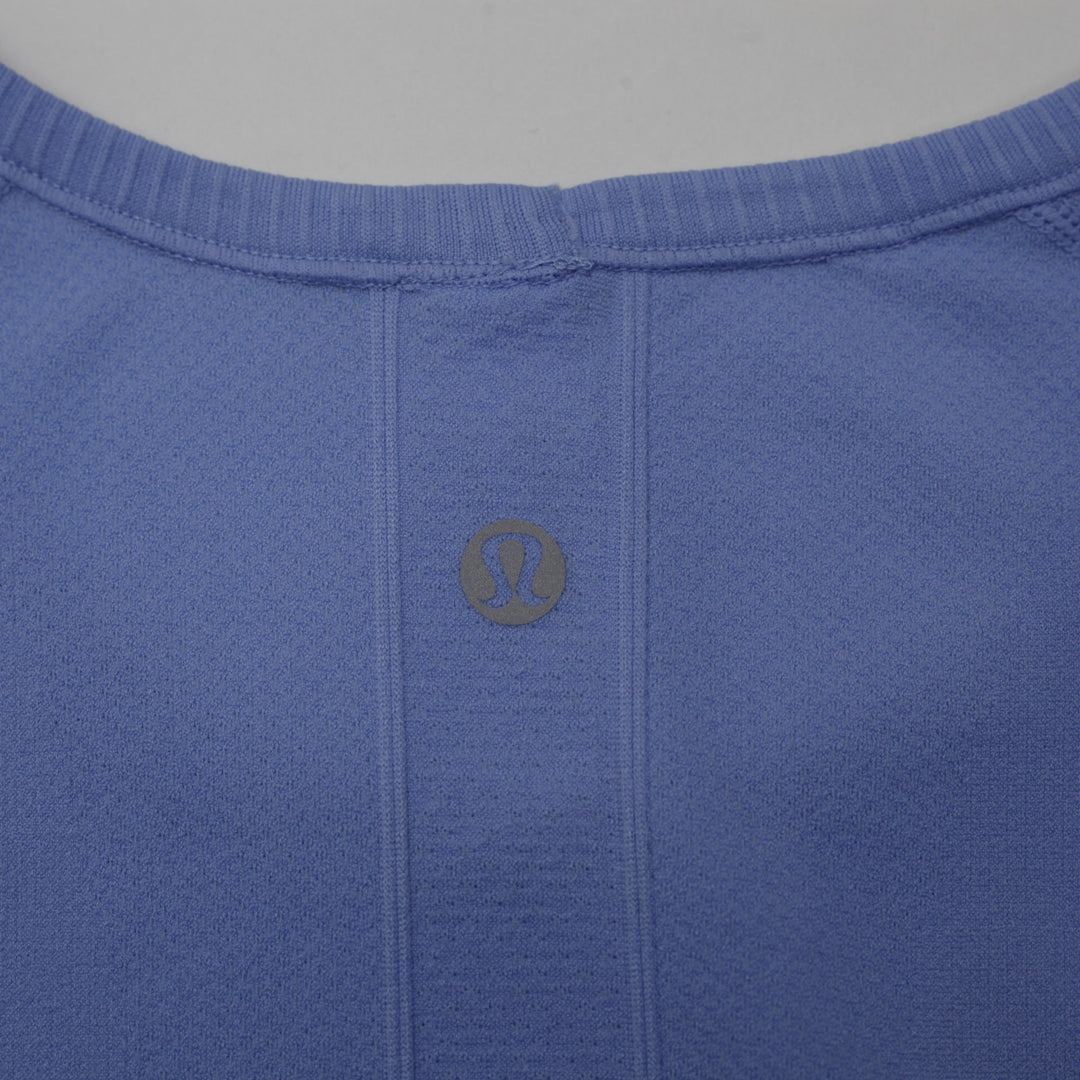 Ladies Lululemon Swiftly Tech Short Sleeve Shirt Periwinkle Blue Size 8