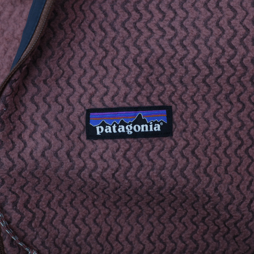 Ladies Patagonia R1 Air Zip-Neck Technical Fleece Quarter Zip Sweater Size M | Migration_Knitwear & Sweaters | Fashion Rerun