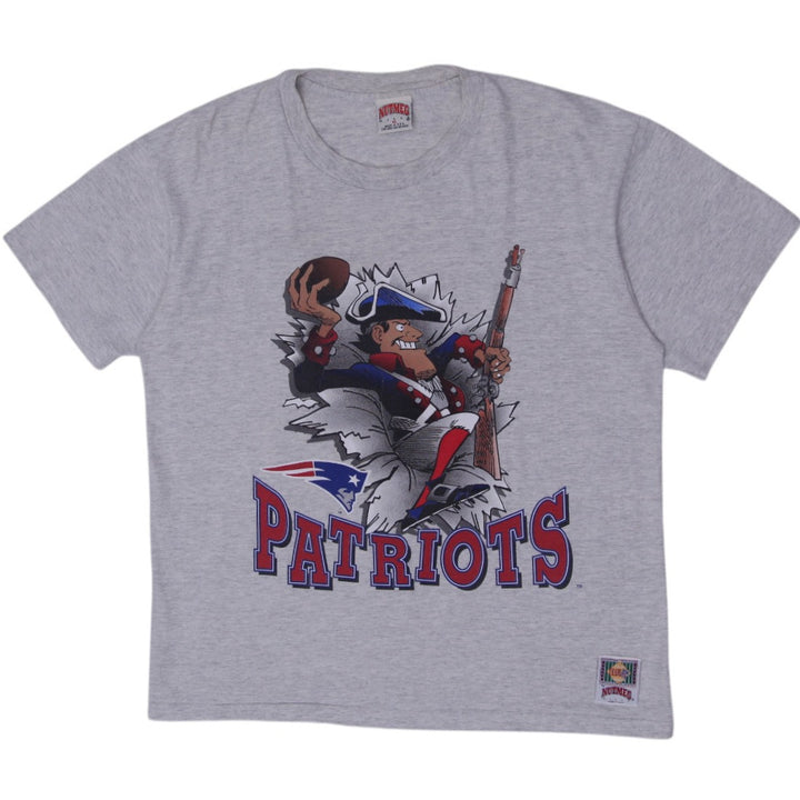 Vintage 1993 Nutmeg New England Patriots Jack Davis T-Shirt  Made in USA Size XL | Migration_T-Shirts | Fashion Rerun