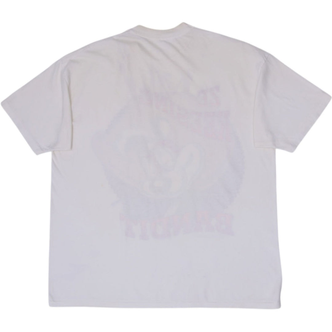 Vintage 90s Pepé Le Pew "Ze Keesing Bandit" T-Shirt Off-White Cream Graphic Single Stitch T-Shirt