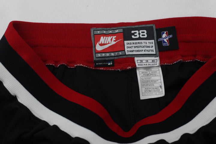 Vintage Embroidered Nike Logo Chicago Bulls Patch Sports Shorts - Fashion Rerun Vintage Migration_Shorts
