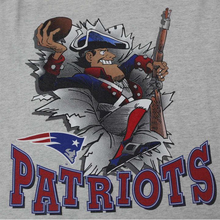 Vintage 1993 Nutmeg New England Patriots Jack Davis T-Shirt  Made in USA Size XL | Migration_T-Shirts - View | Fashion Rerun