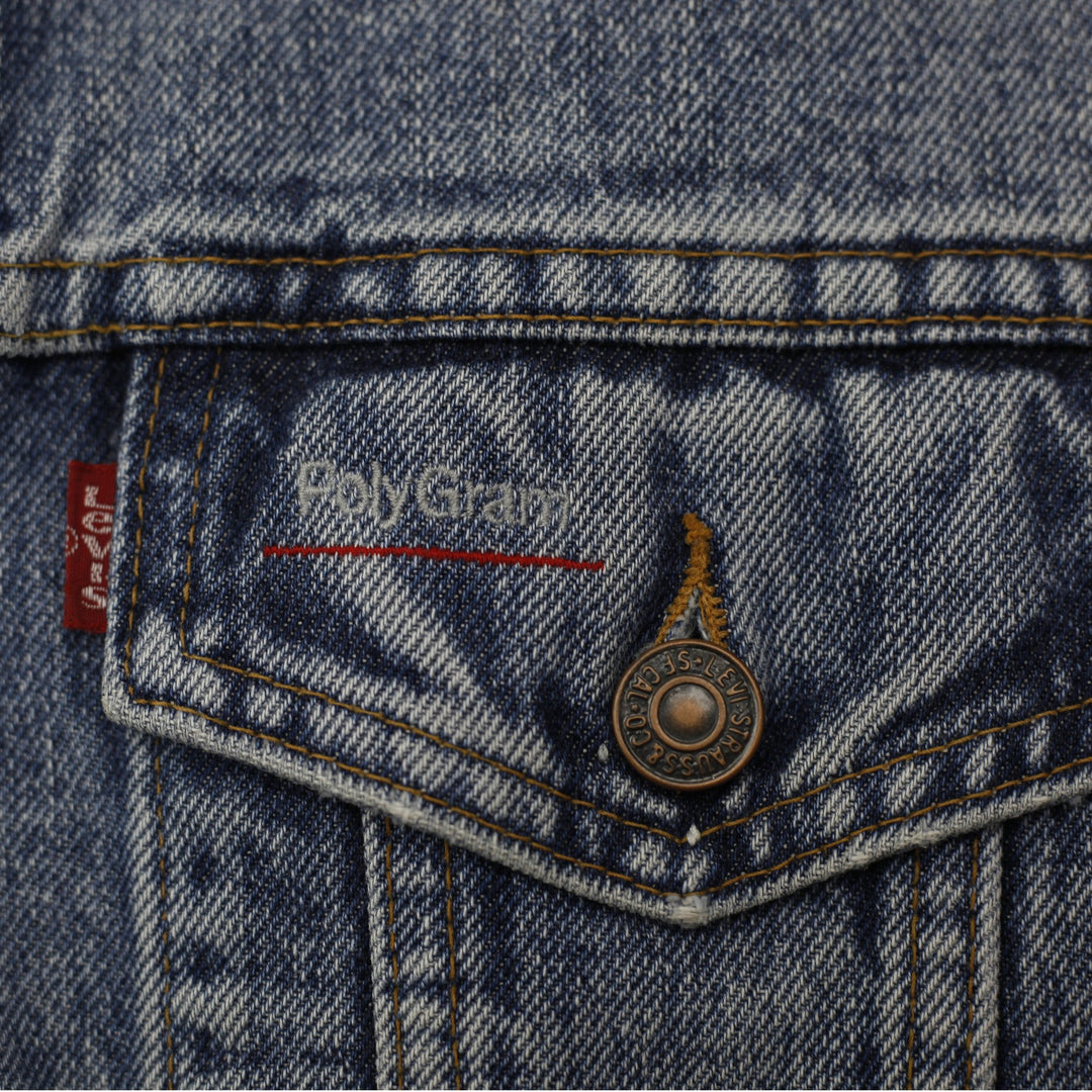 Vintage Levis Trucker Jacket Washed Blue Denim PolyGram Graphic