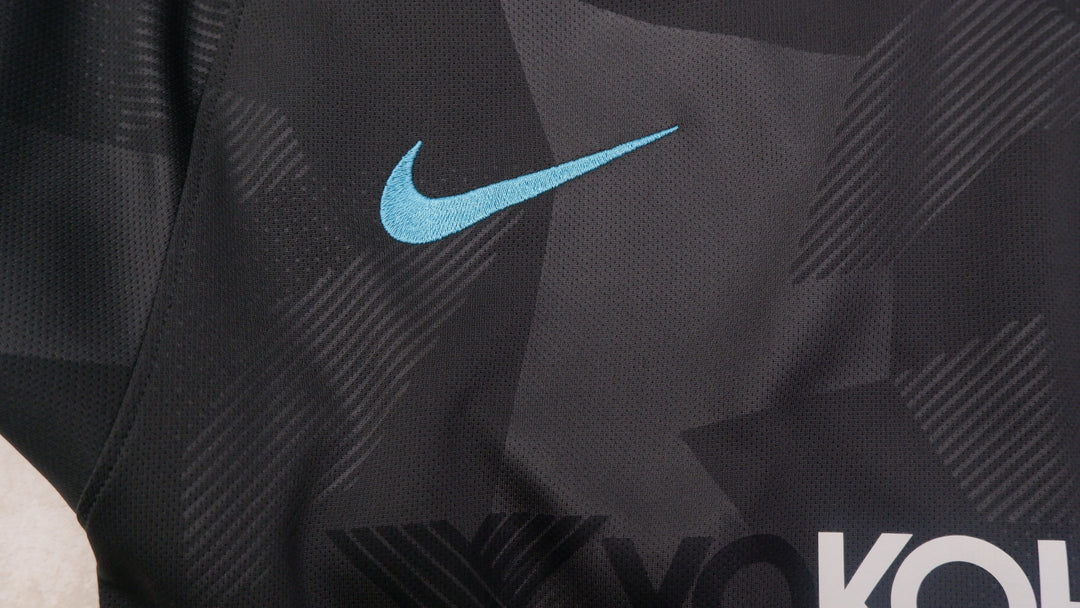 Mens Authentic Nike Chelsea Football Club Yokohama Tyres 2017-2018 Jersey