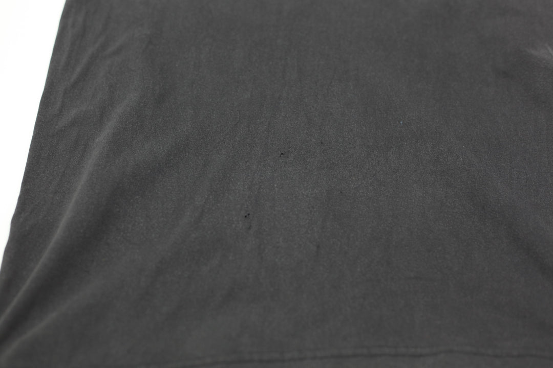 Vintage 2004 Artimonde Guns N' Roses T-Shirt | Migration_T-Shirts - Alternate View | Fashion Rerun