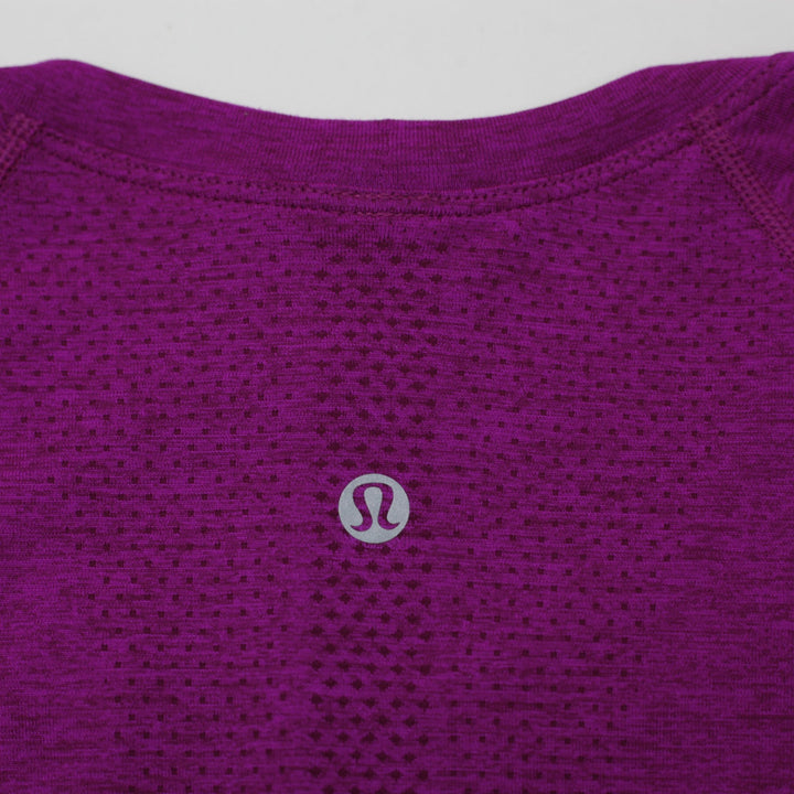 Ladies Lululemon Swiftly Tech Magenta Purple Seamless Mesh Running Top
