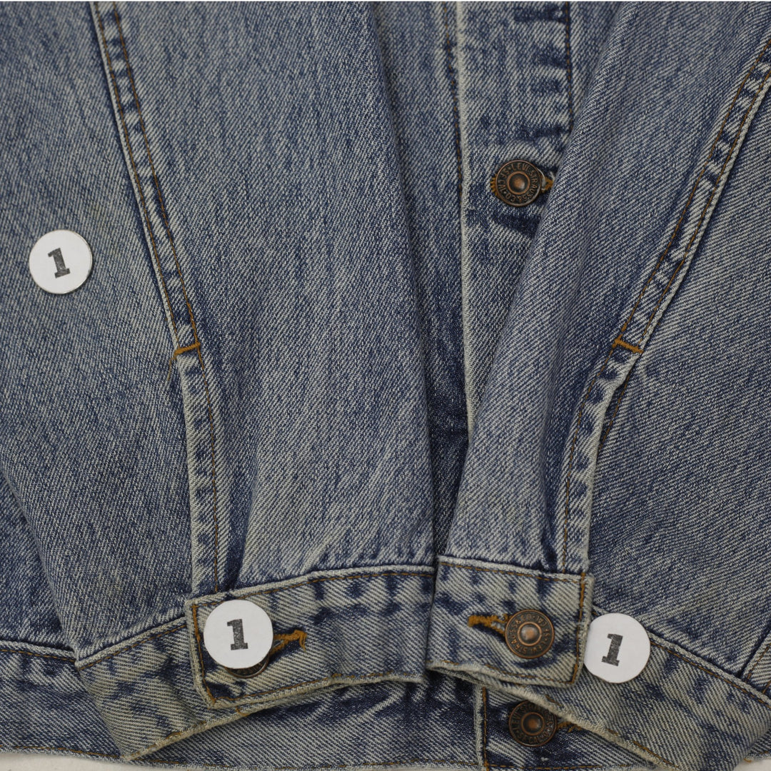 Vintage Levis Trucker Jacket Washed Blue Denim PolyGram Graphic