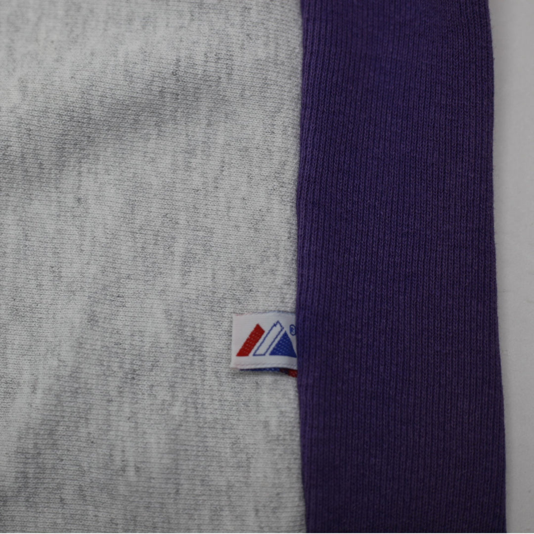 Vintage 90s Minnesota Vikings Majestic Athletic Crewneck Sweatshirt USA Size XL