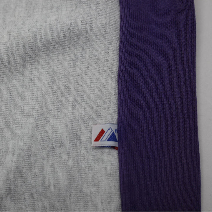 Vintage 90s Minnesota Vikings Majestic Athletic Crewneck Sweatshirt USA Size XL