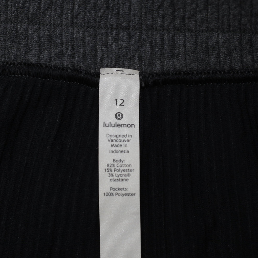 Ladies Lululemon Retreat Yourself Crop Wide-Leg Pants Size 12
