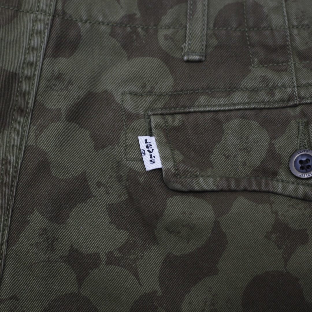 Mens Levi Strauss & Co. Tactical Cargo Shorts All-Over Olive Camouflage Print
