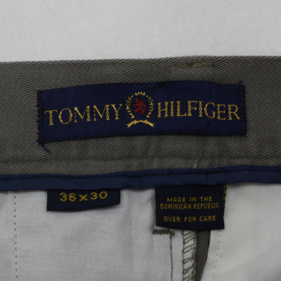 Vintage Mens Tommy Hilfiger Trousers Gray Smart Casual Designer Pants Size 36x30 | Migration_Pants - Back Vie | Fashion Rerun