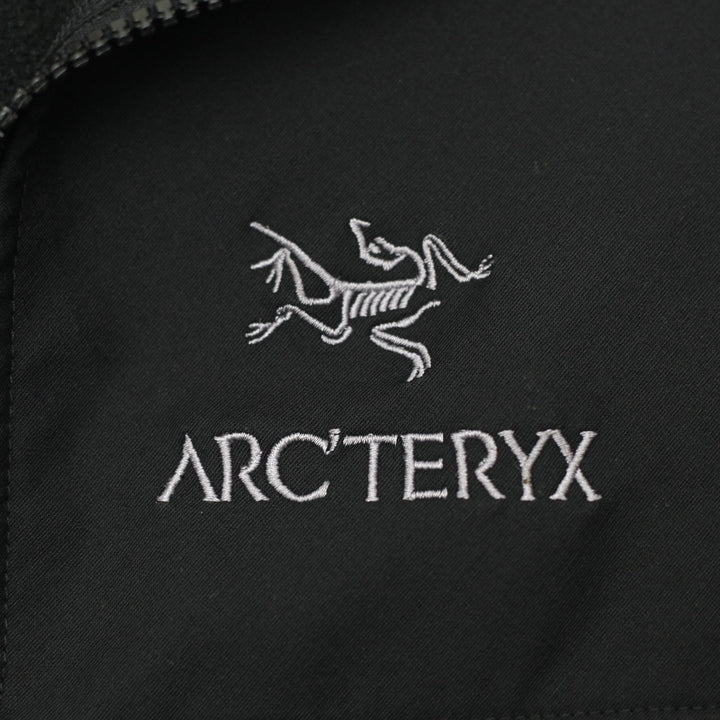 Mens Arcteryx Vest Black Full Zip Breathable Outdoor Gear L | Migration_Vest - Detail View | Fashion Rerun