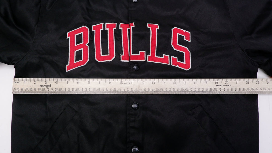 Mens Mitchell Ness Hardwood Classics Chicago Bulls Varsity Jacket