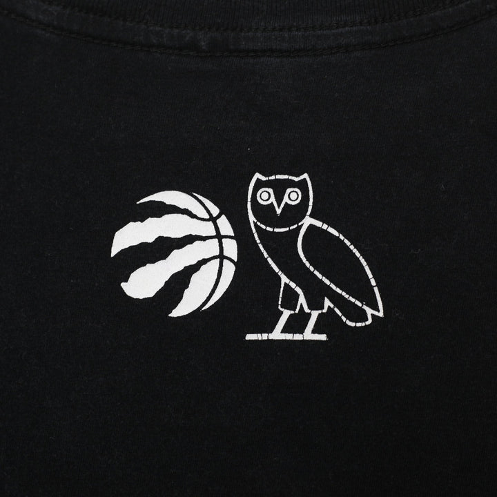 OVO x Toronto Raptors NBA Logo T-Shirt | Migration_T-Shirts SW COLLECTION - Detail View | Fashion Rerun