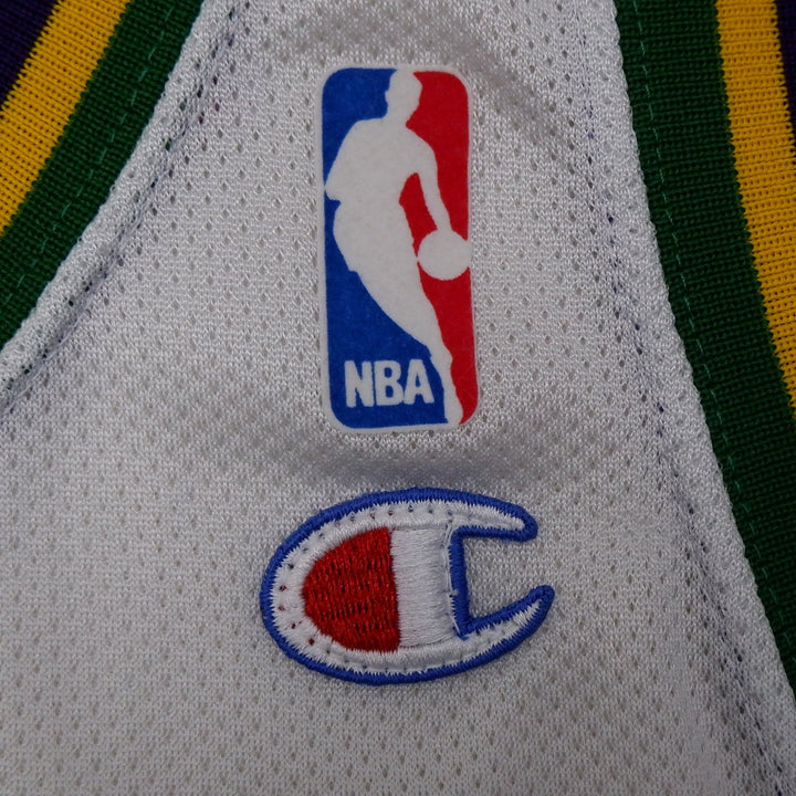 Vintage Champion NBA Utah Jazz #32 K. Malone Basketball Jersey