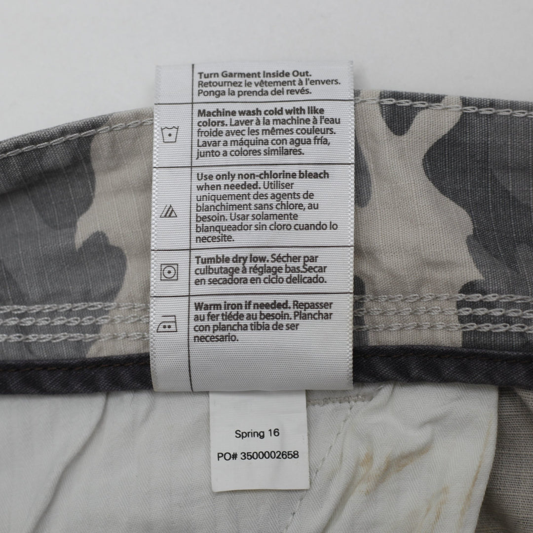 Ladies Carhartt Snow Camo Ripstop Cropped Cargo Pants Size 8