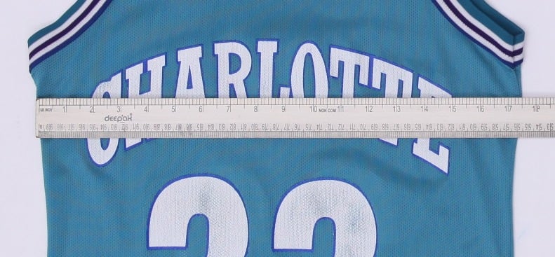 Vintage 90s Champion Charlotte Hornets Mourning #33 NBA Teal Basketball Jersey | Migration_Jerseys - View 9 | Fashion Rerun