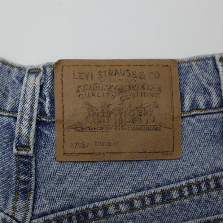 Ladies Levis 967 Relaxed Fit Denim Shorts Size 9 JR | Migration_Shorts - Alternate View | Fashion Rerun