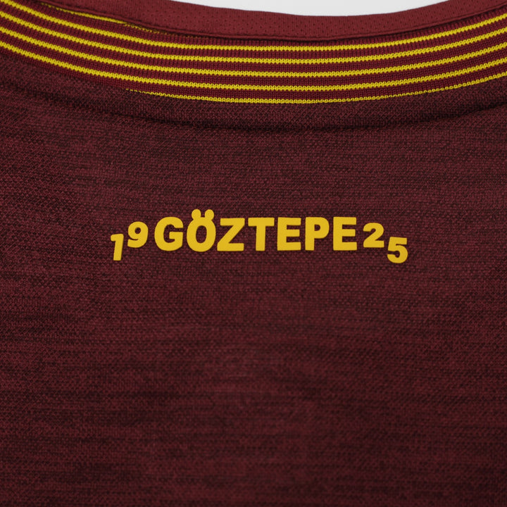 2021-2022 Umbro Goztepe FC Soccer Jersey Size 3XL | Migration_Jerseys - View 7 | Fashion Rerun
