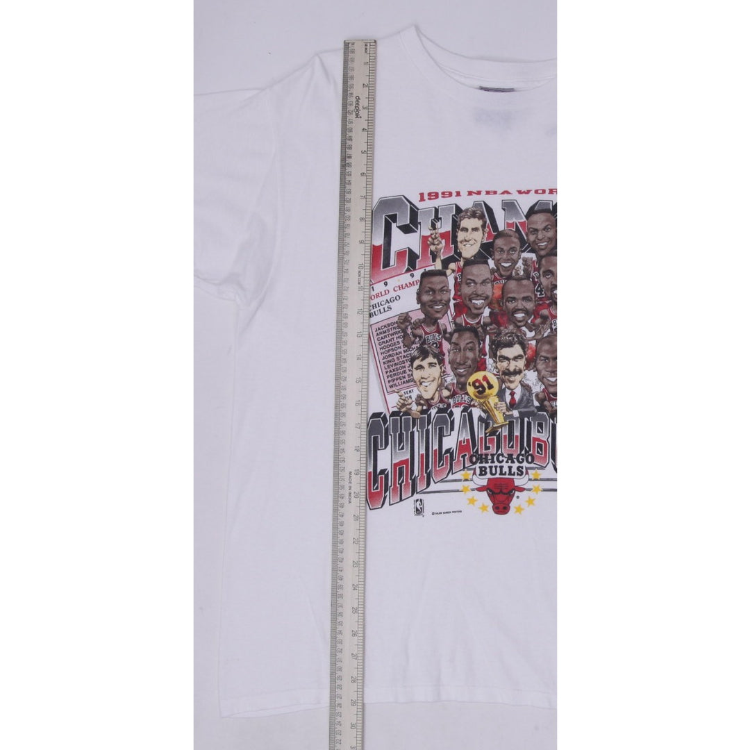 Vintage 1991 Chicago Bulls NBA World Champs Caricature White T-Shirt US XL | Migration_T-Shirts - View 6 | Fashion Rerun